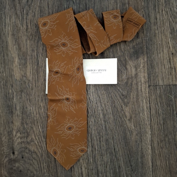 NWT Vintage Giorgio Armani Cravatte Made in Italy 100% Pure Silk Tie. - Picture 5 of 15